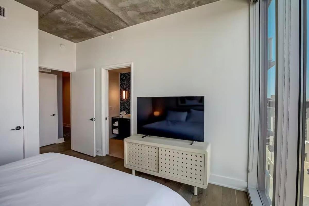 Villa High Rise In The Heart Of Atx Austin Exterior foto