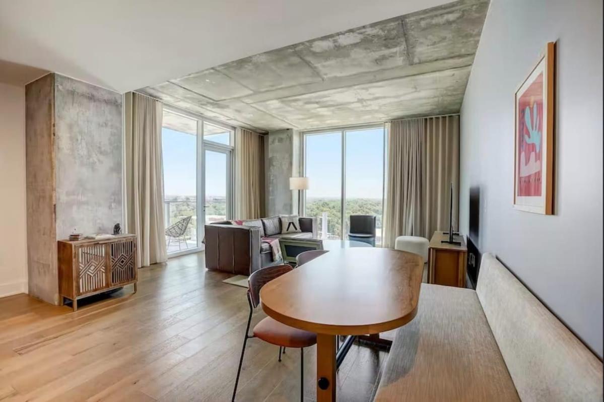 Villa High Rise In The Heart Of Atx Austin Exterior foto