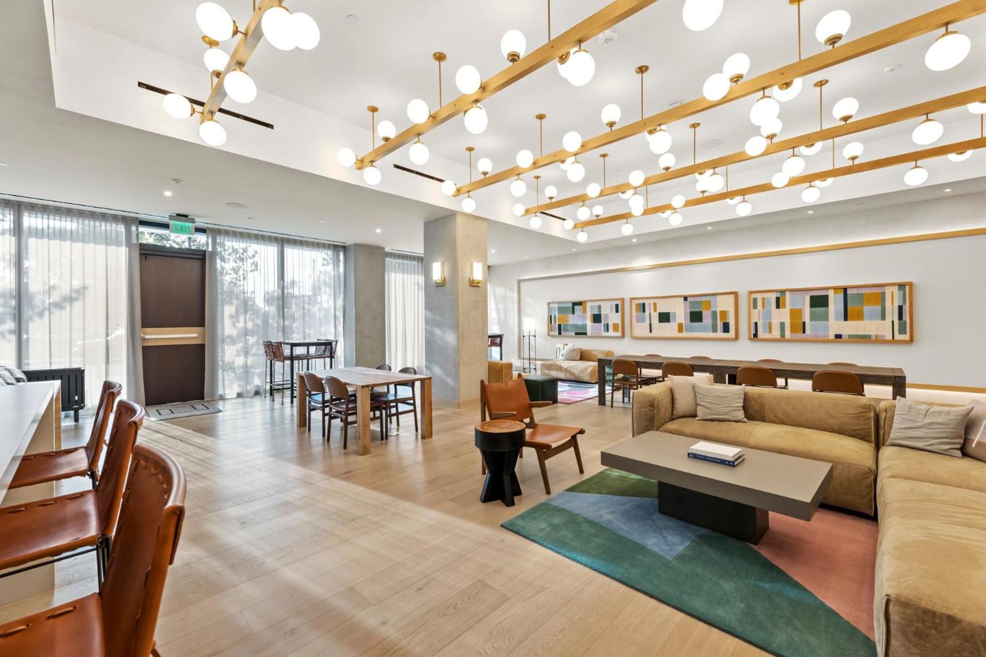 Villa High Rise In The Heart Of Atx Austin Exterior foto
